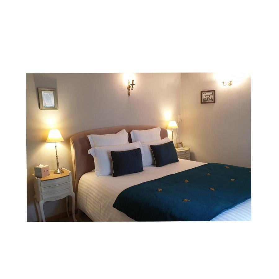 Domaine de Bourgville Monts-sur-Guesnes Extérieur photo